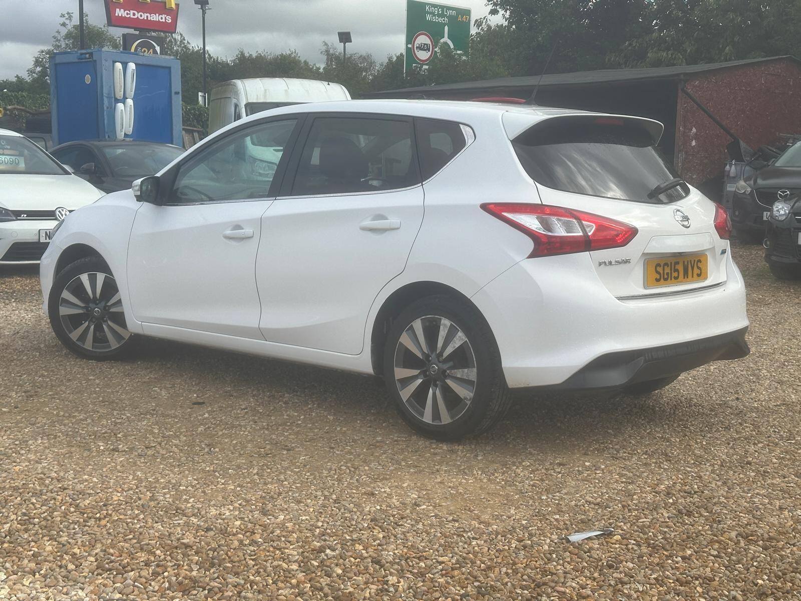 Nissan Pulsar view 4