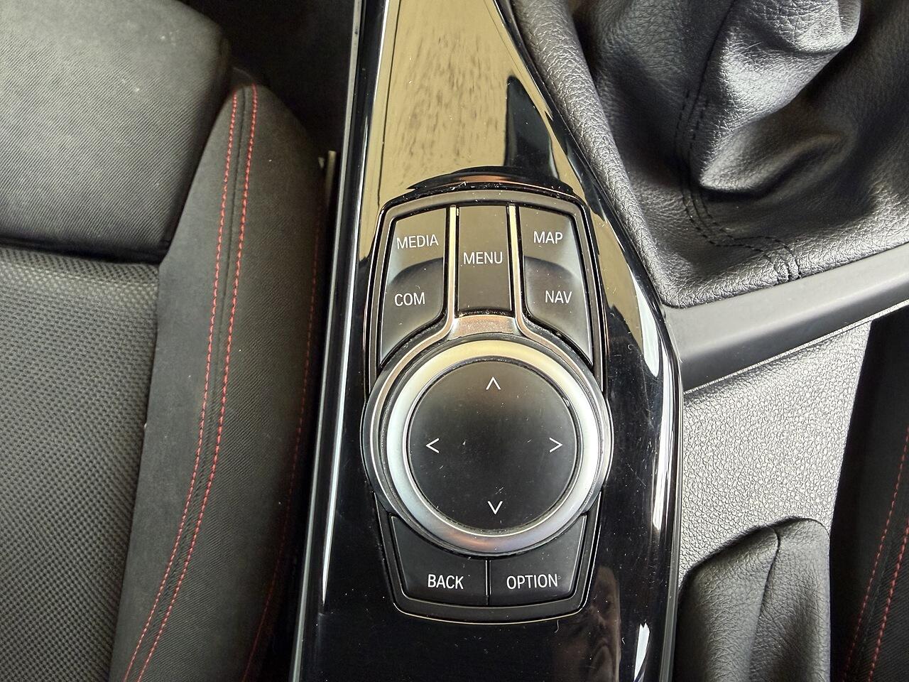 BMW 1 Series view 18