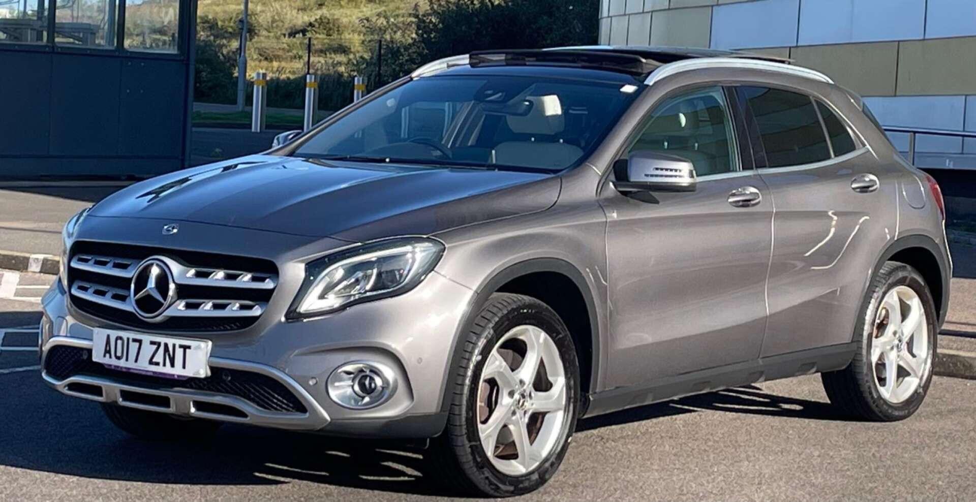 Mercedes-Benz Gla view 7