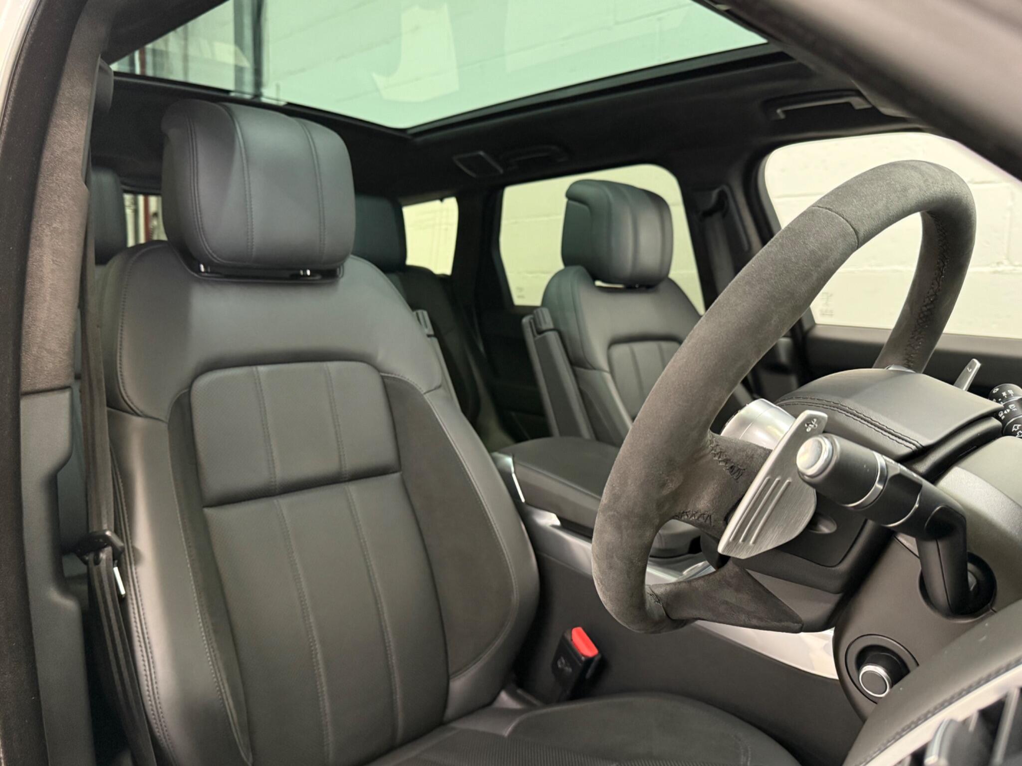Land Rover Range Rover Sport view 13