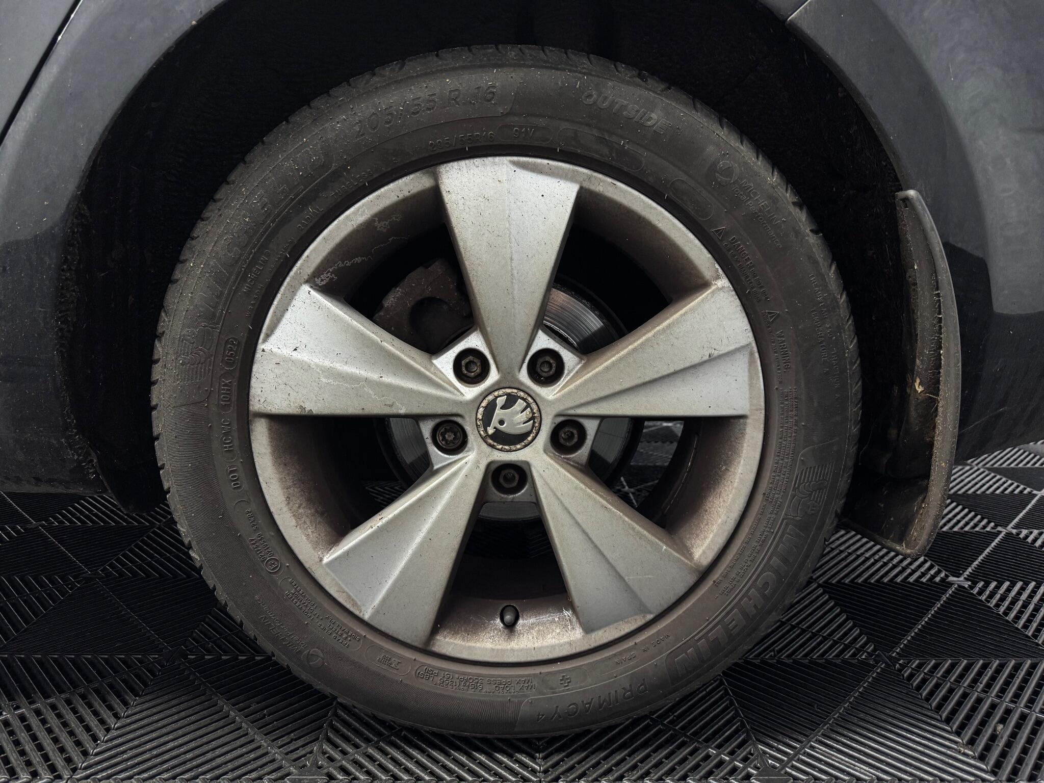 Skoda Octavia view 27