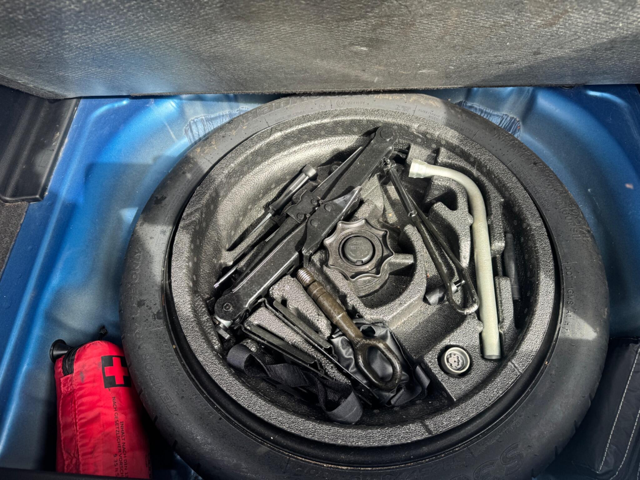 Audi Q2 view 81