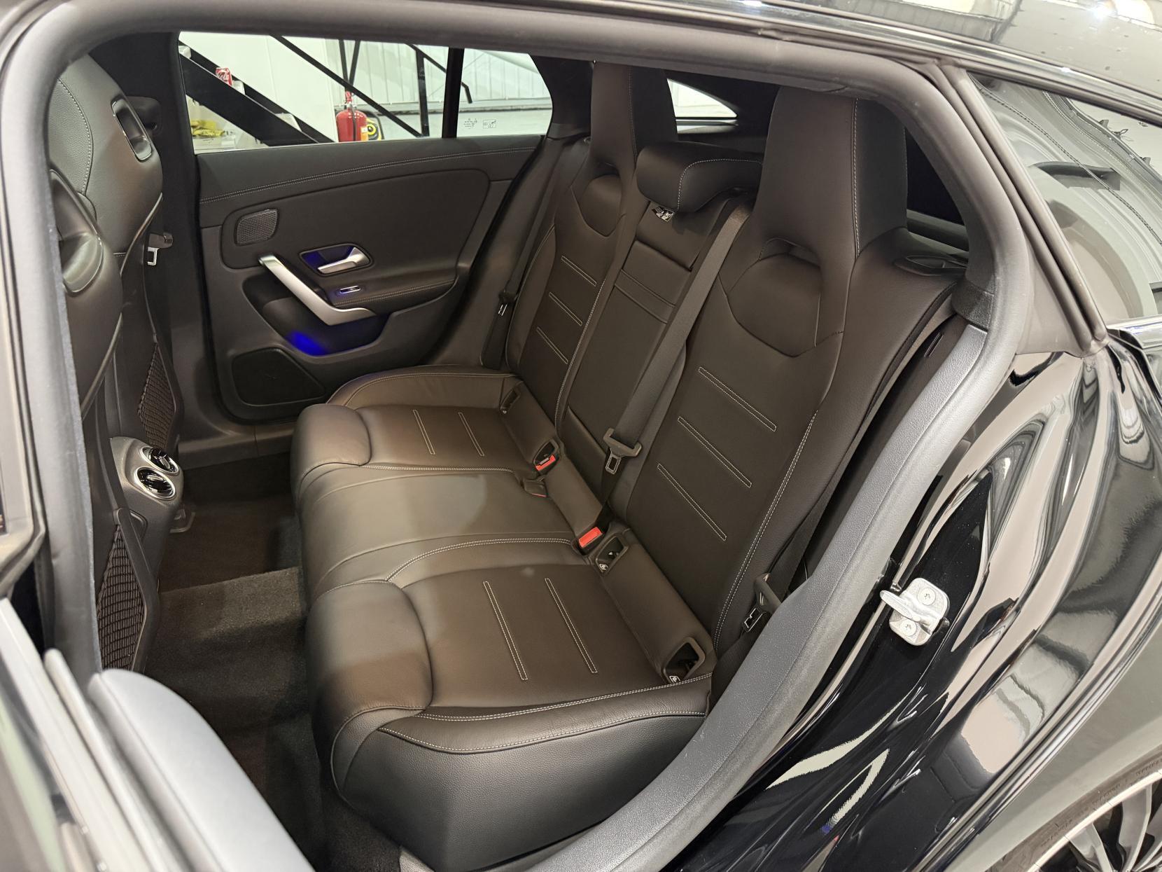 Mercedes-Benz Cla view 59