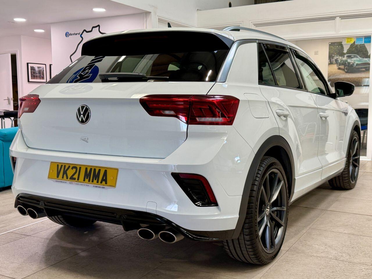 Volkswagen T-Roc view 22