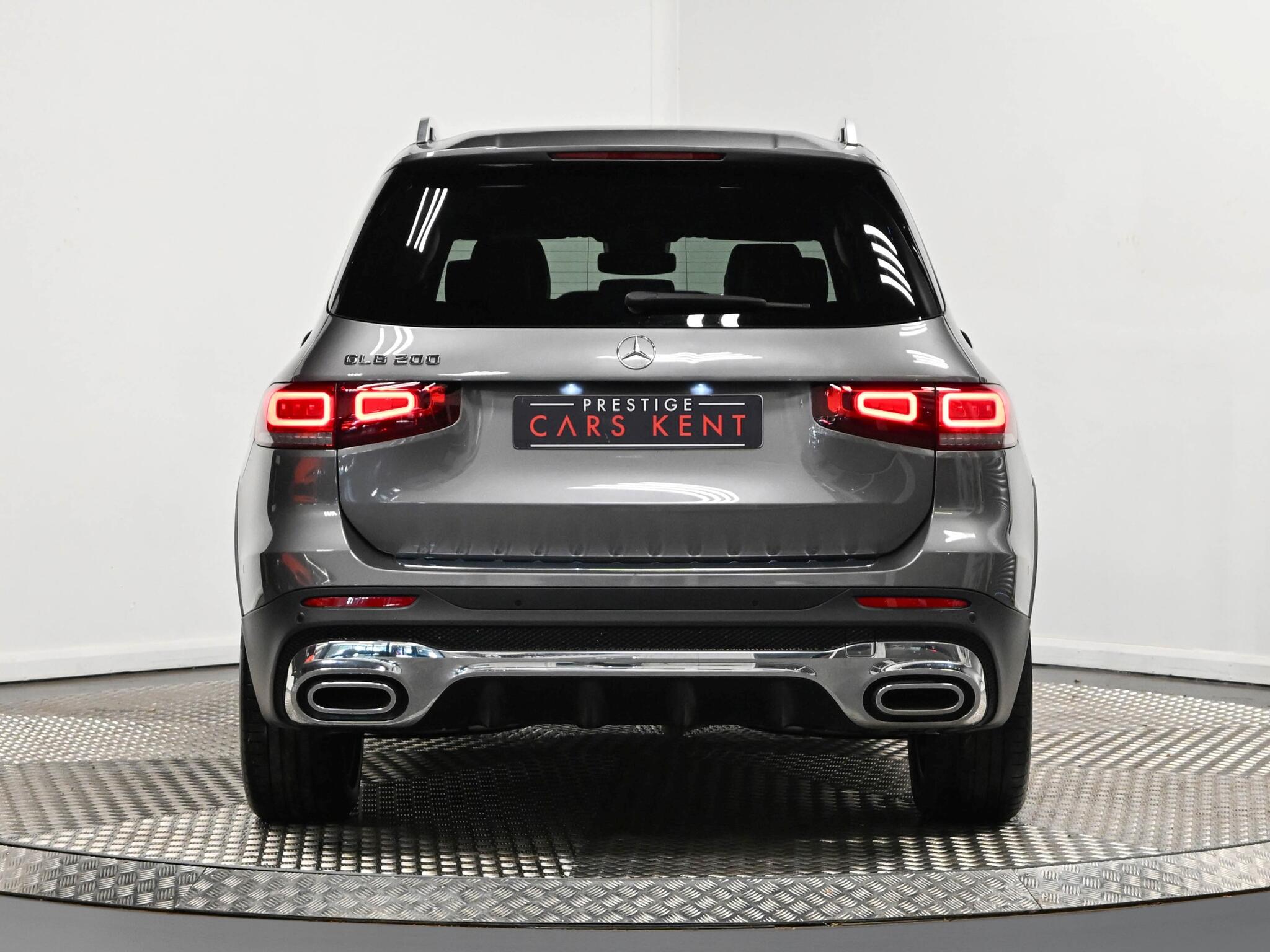 Mercedes-Benz GLB view 6