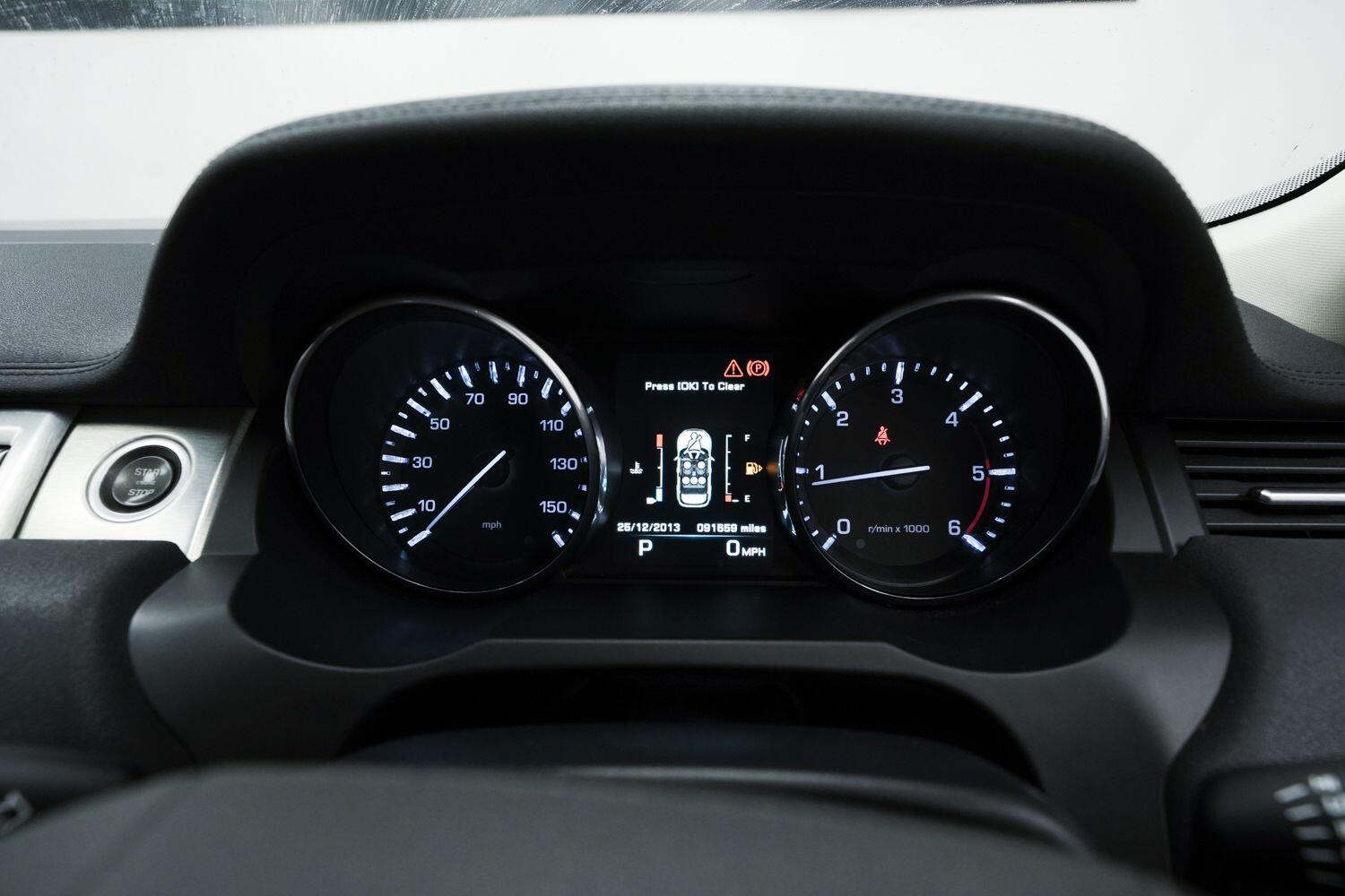Land Rover Range Rover Evoque view 27