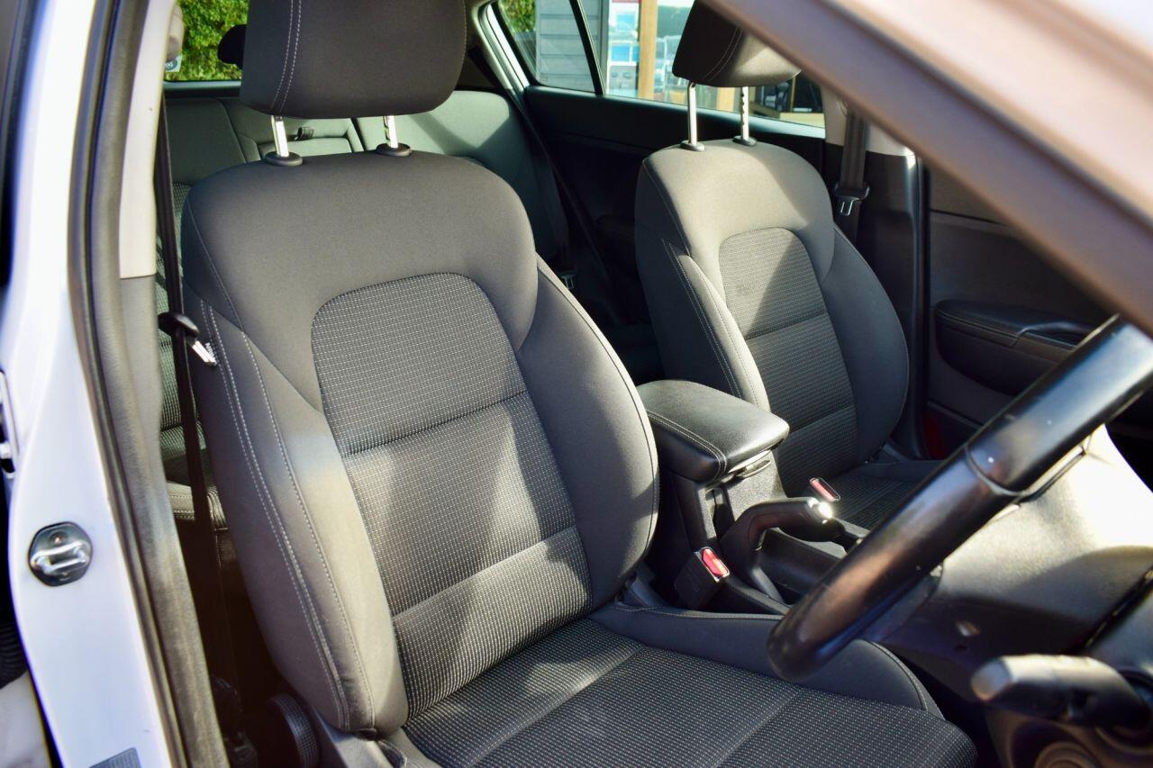 Kia Sportage view 29