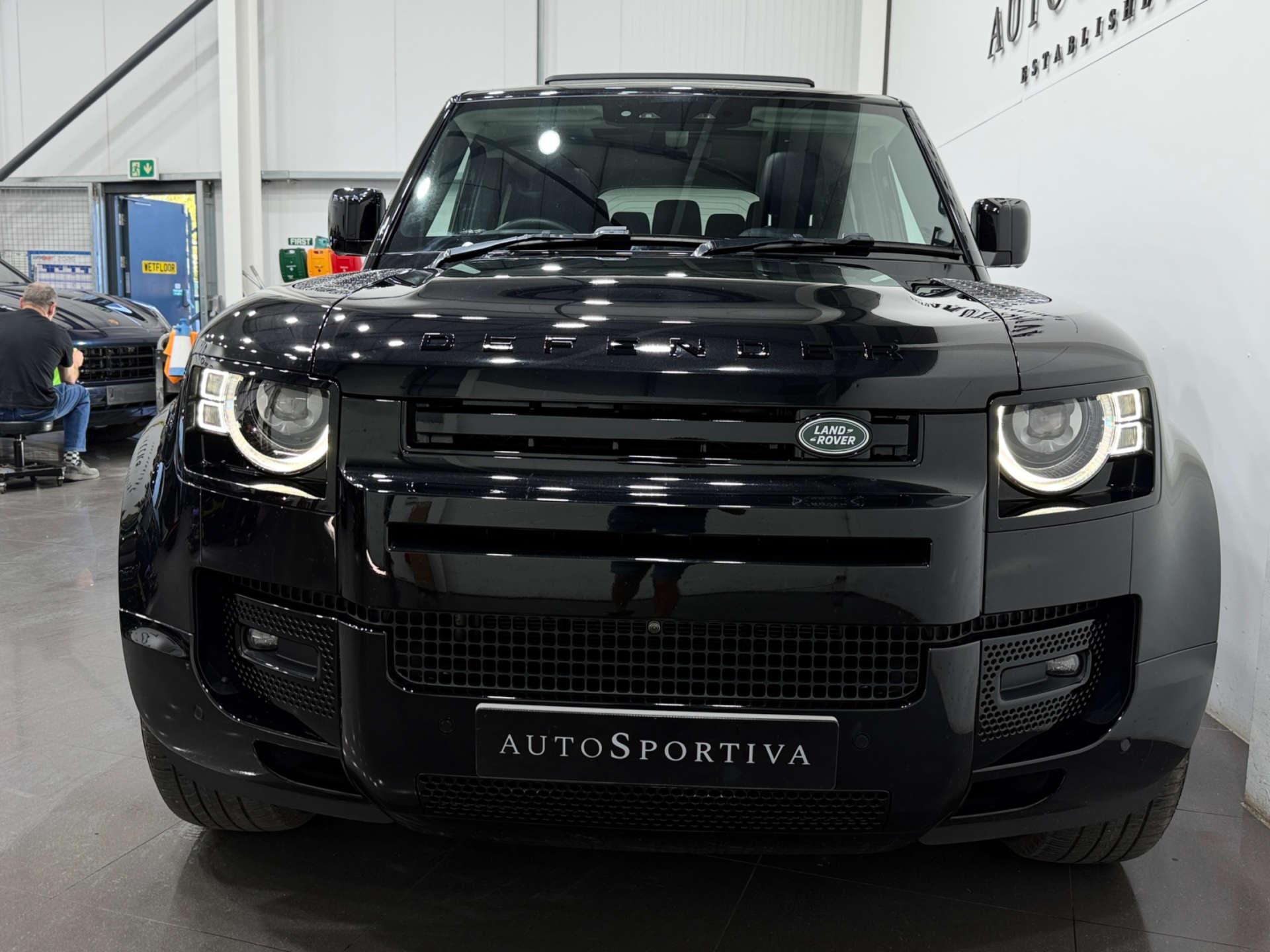 Land Rover Defender view 6