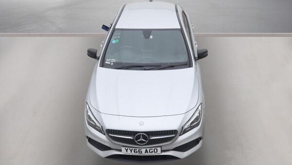 Mercedes-Benz Cla view 11