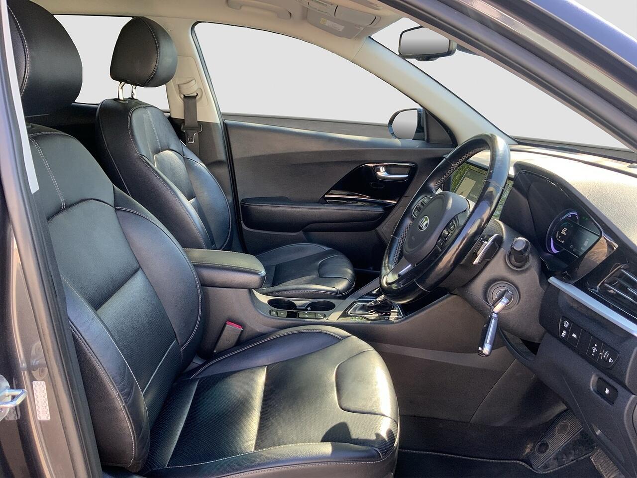 Kia Niro view 12