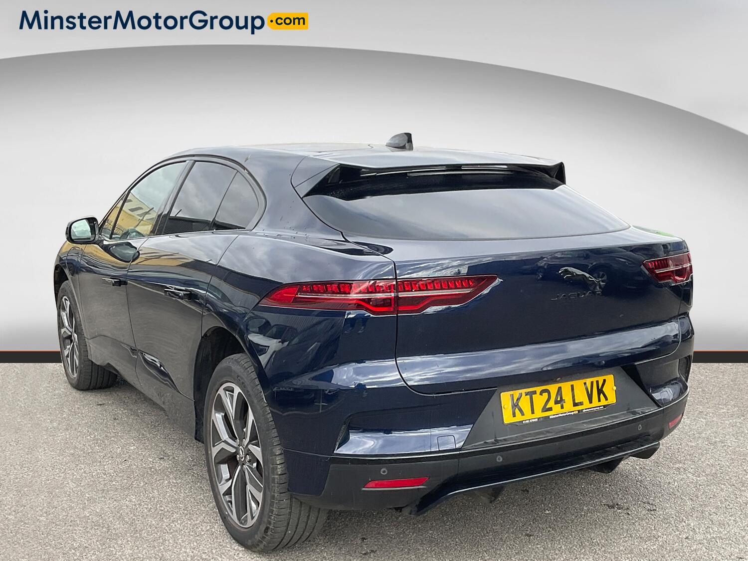 Jaguar I-Pace view 4