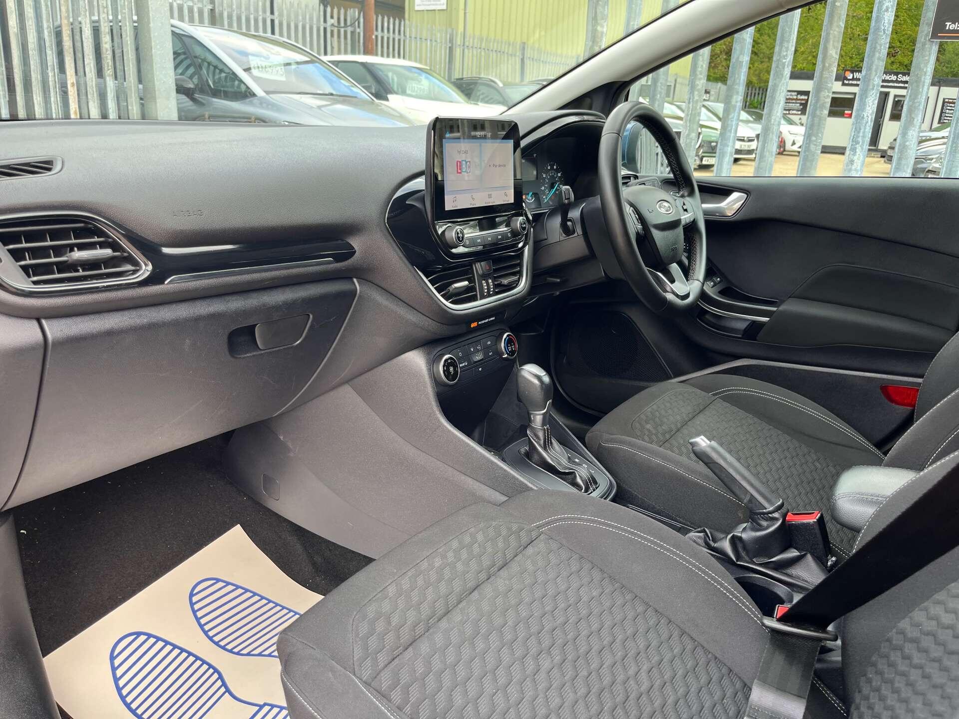Ford Fiesta view 27