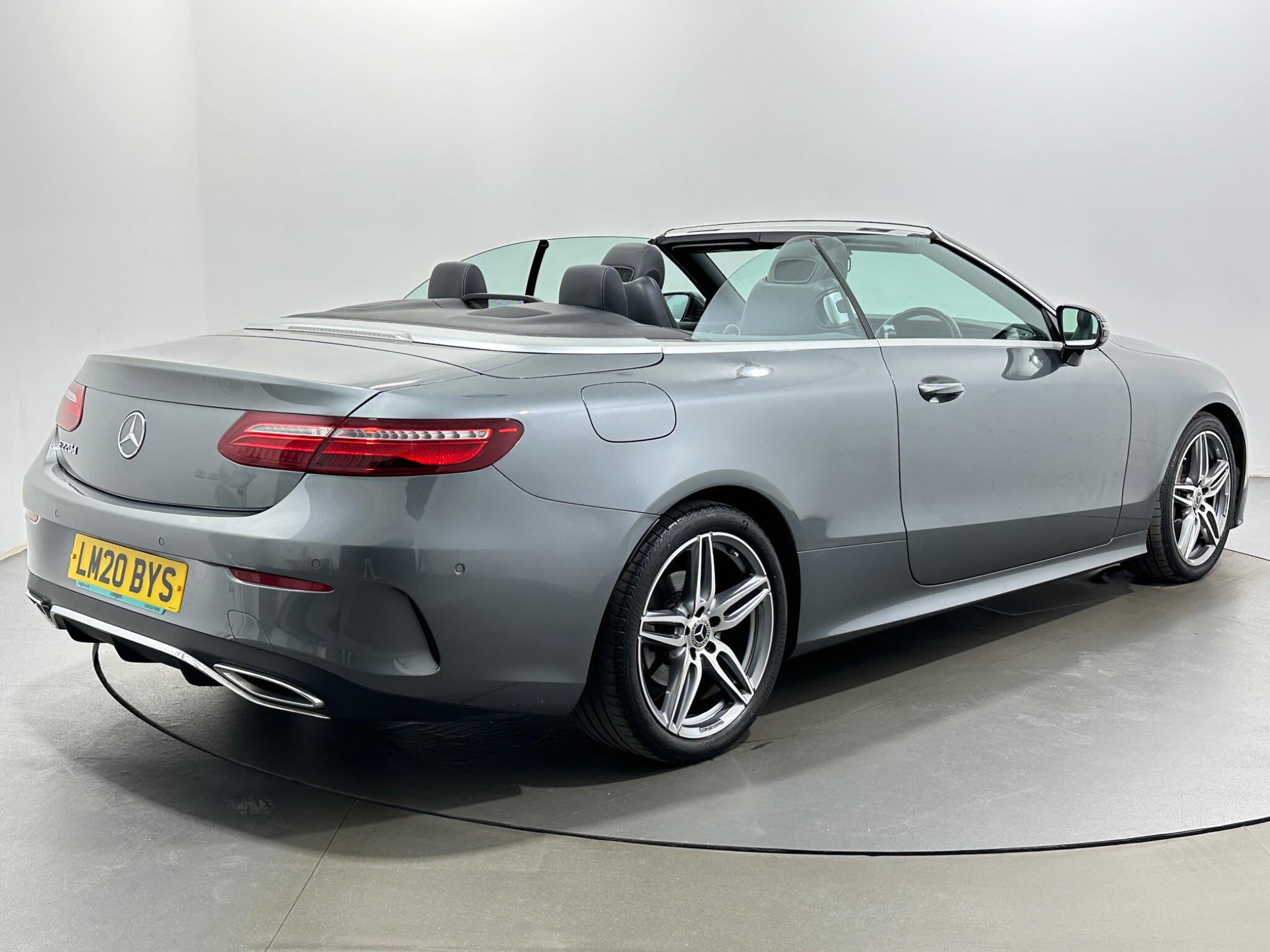 Mercedes-Benz E-Class view 8