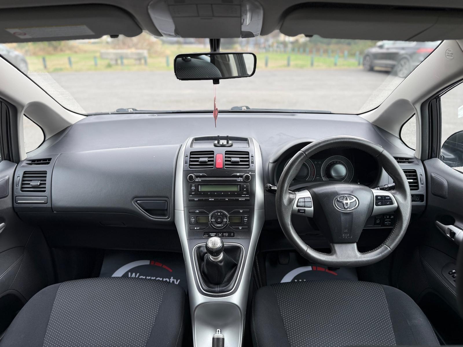 Toyota Auris view 24