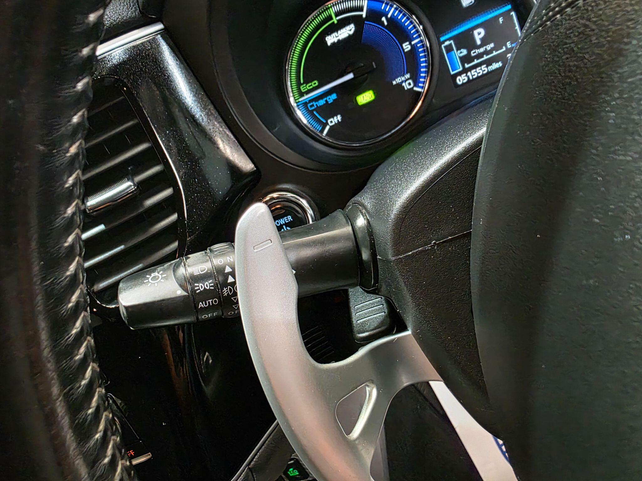 Mitsubishi Outlander view 19