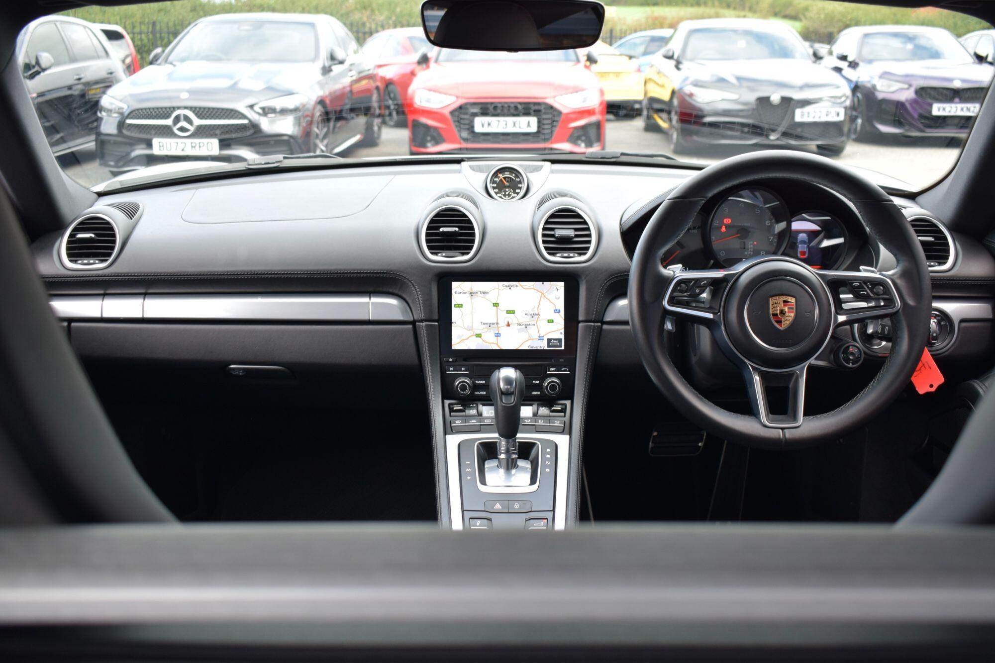 Porsche Cayman view 20