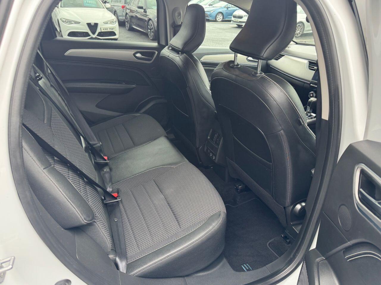 Renault Arkana view 12