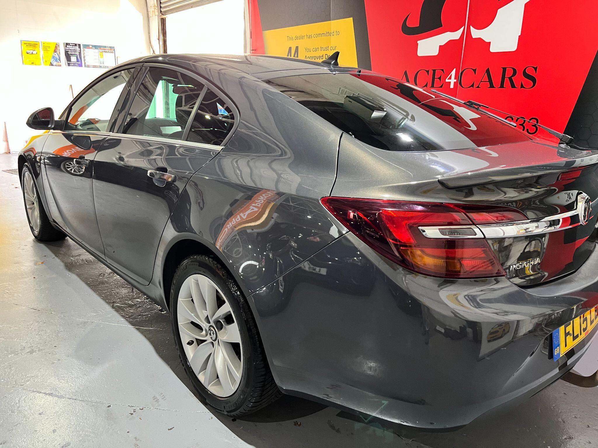 Vauxhall Insignia view 11