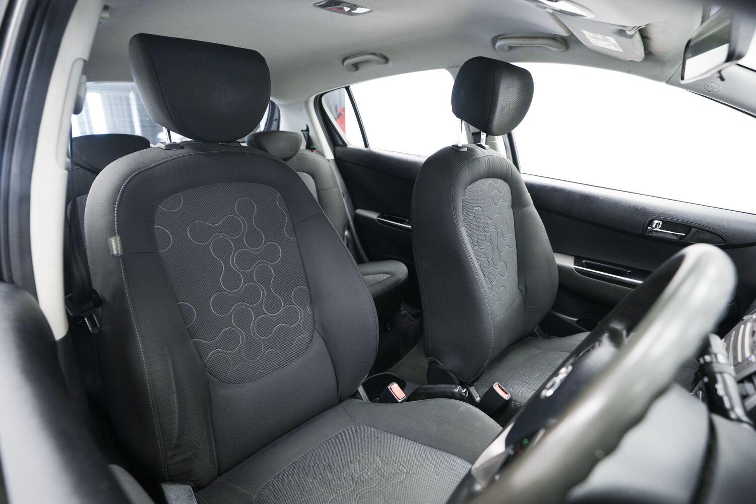 Hyundai I20 view 9