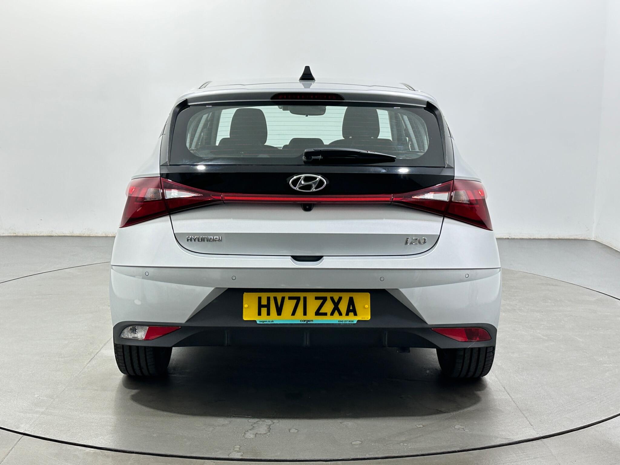 Hyundai i20 view 7