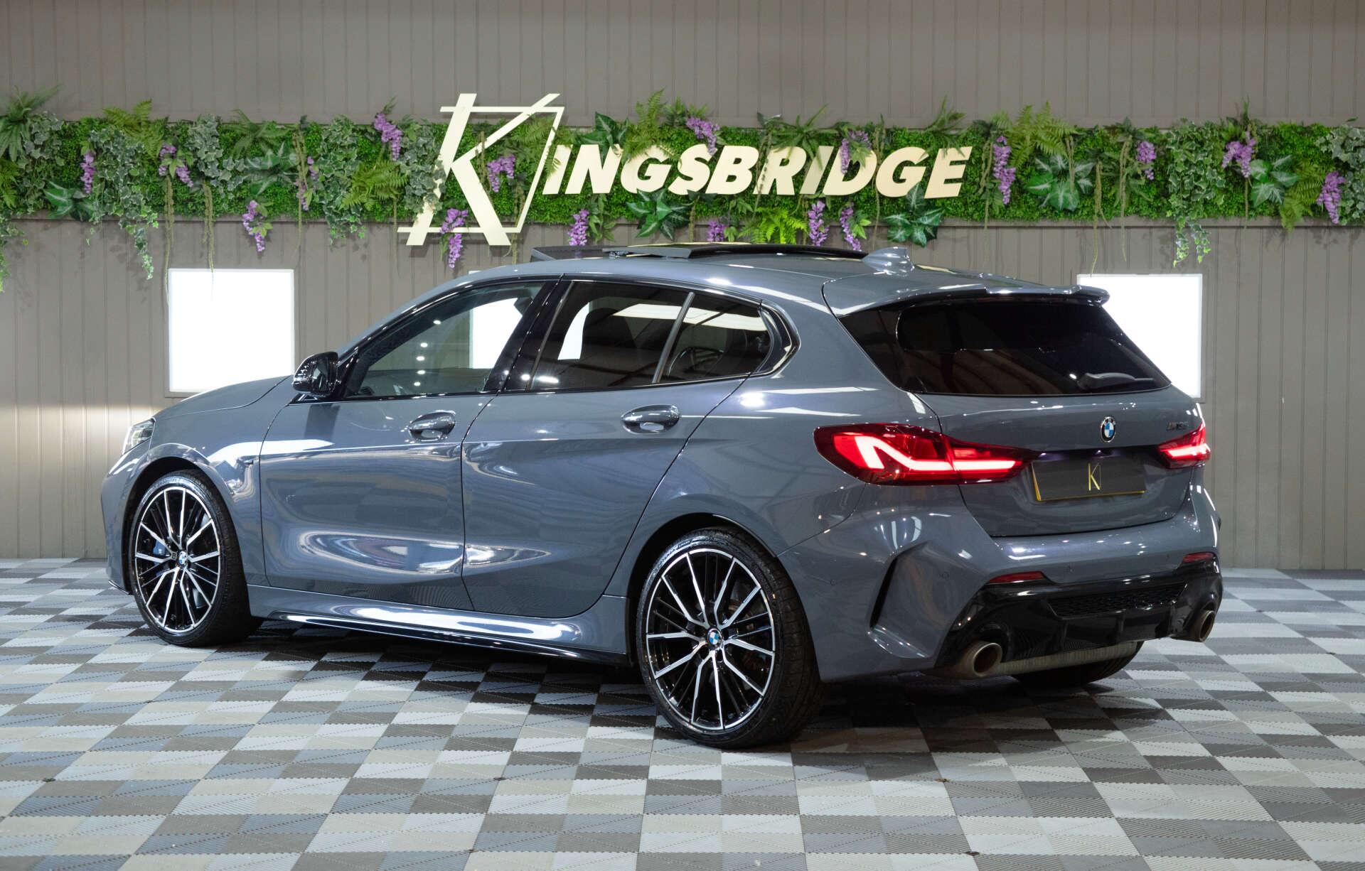 BMW 1 Series view 15