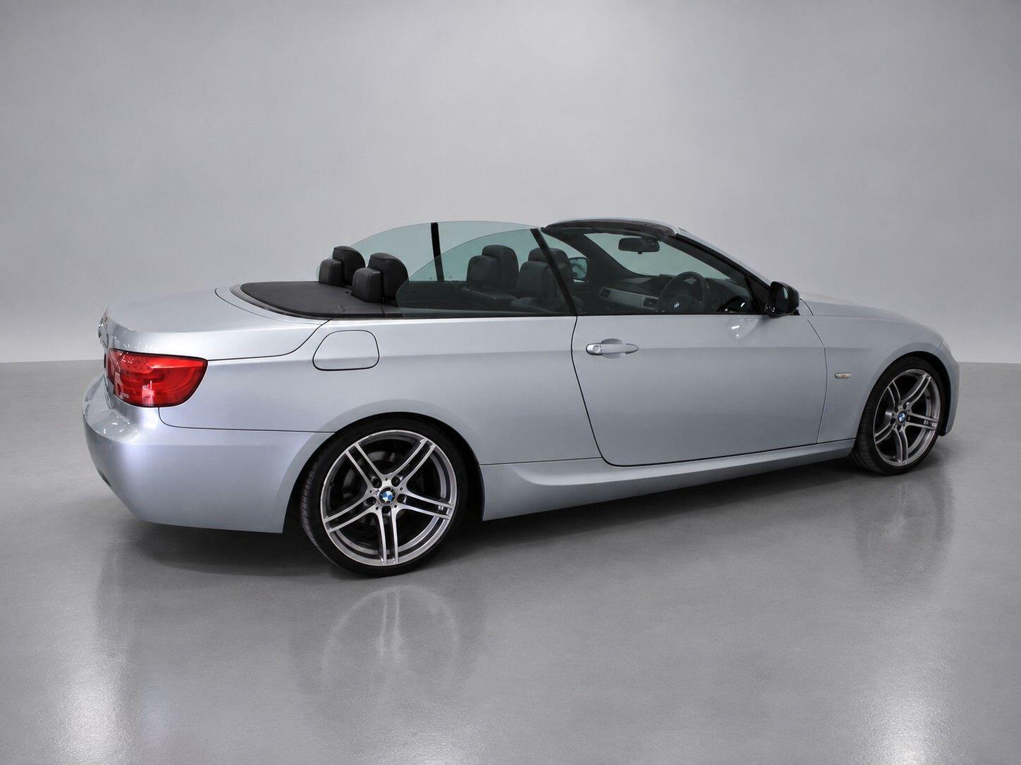 BMW 3 Series view 11