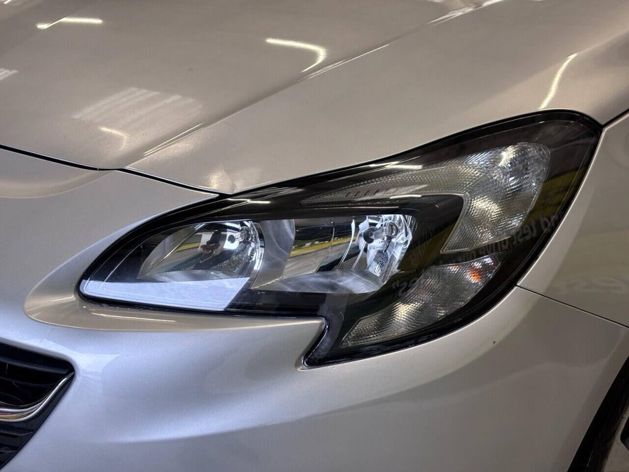 Vauxhall Corsa view 39