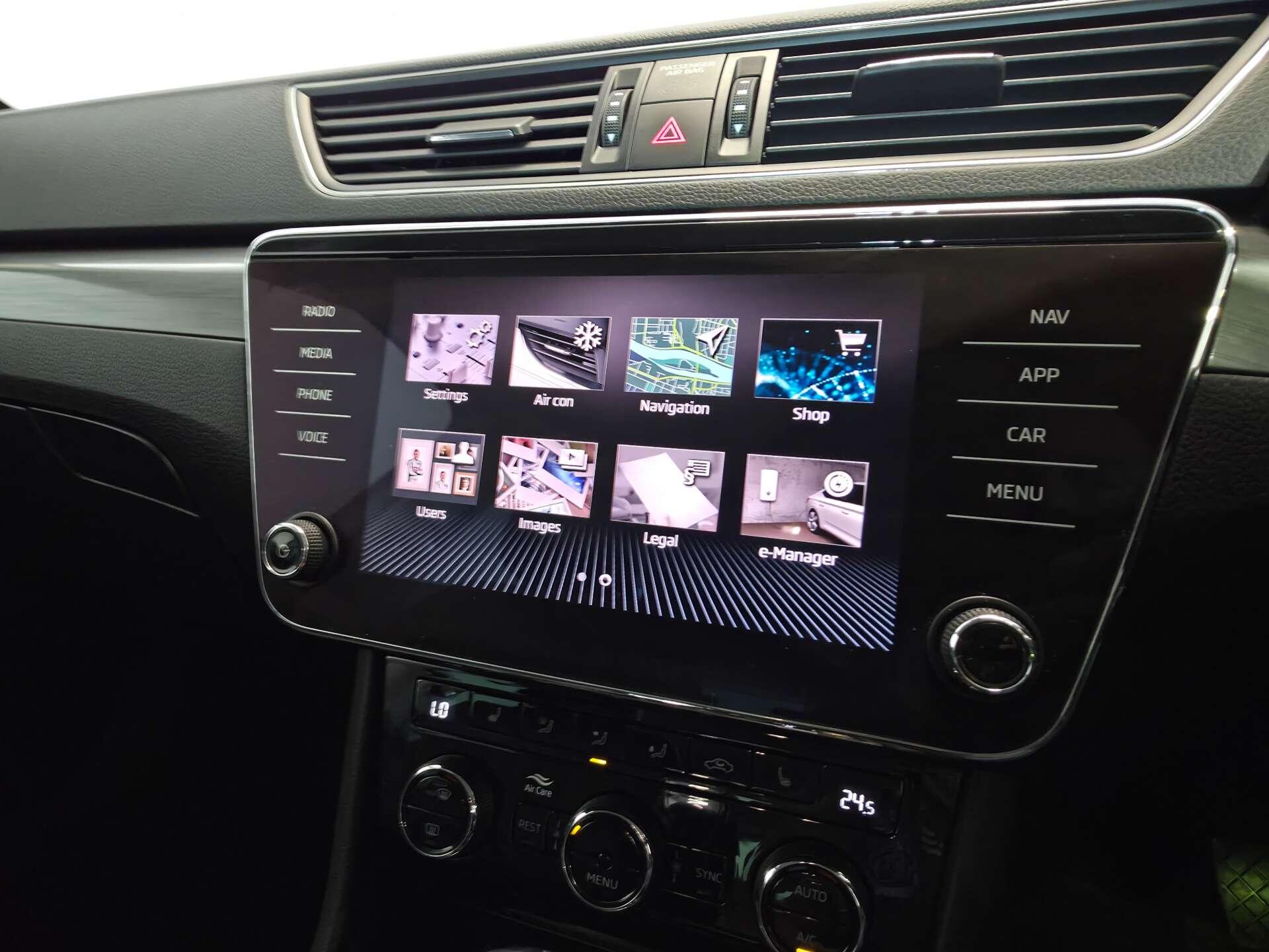Skoda Superb view 53