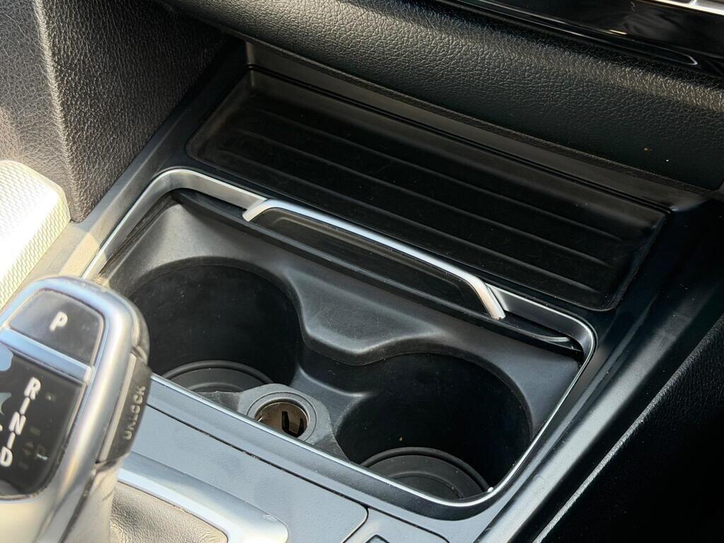 BMW 3 Series view 40