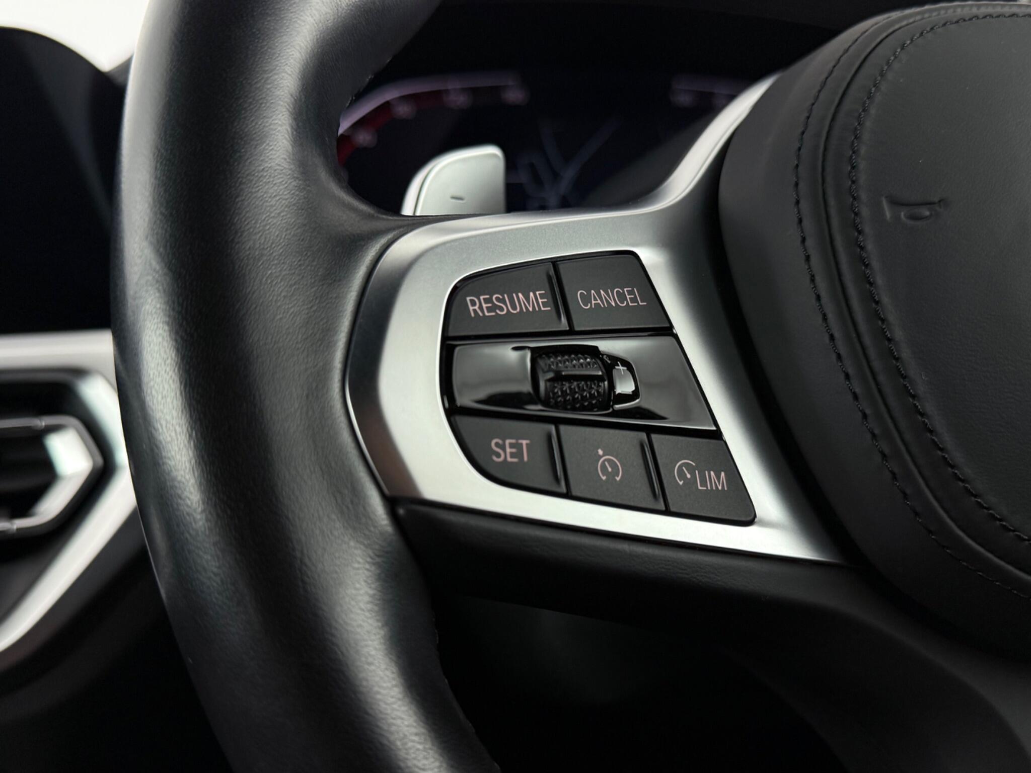 BMW 4 Series view 14