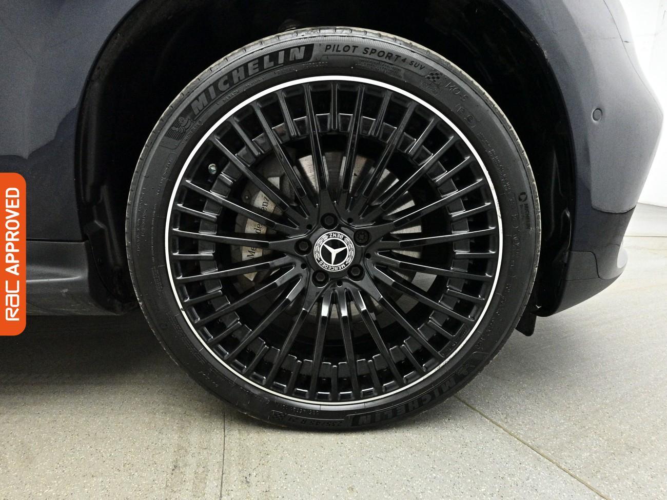 Mercedes-Benz Eqc view 30