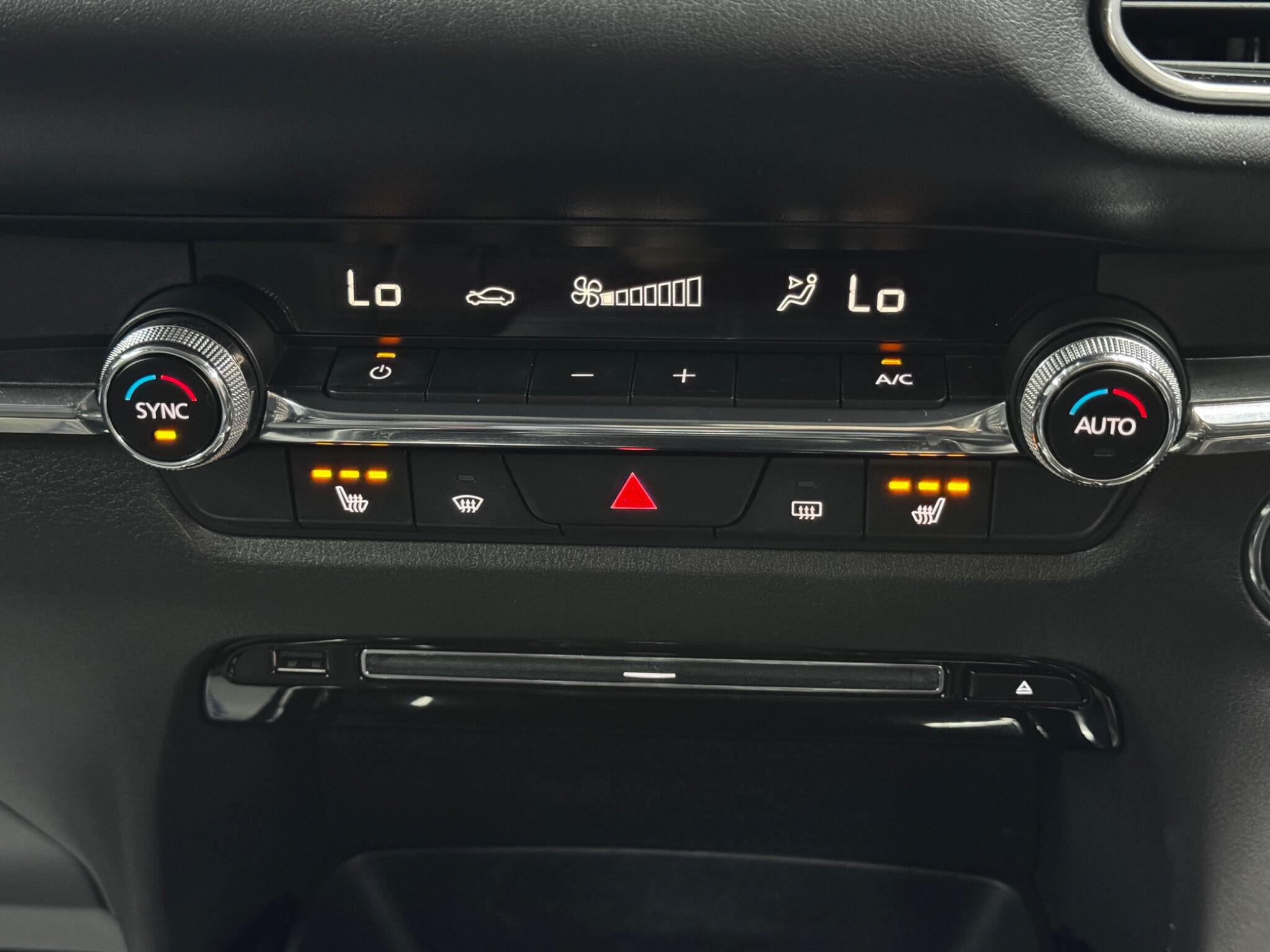 Mazda CX-30 view 28