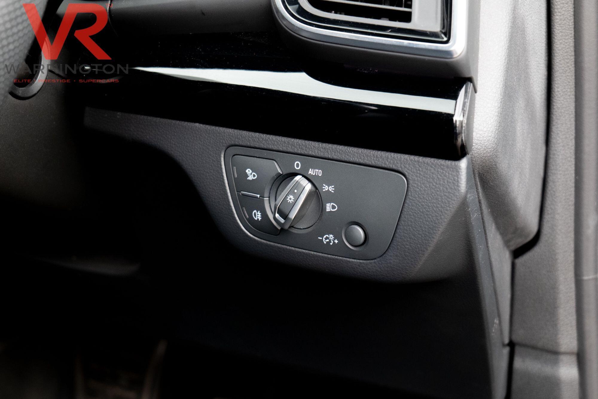Audi Q5 view 13