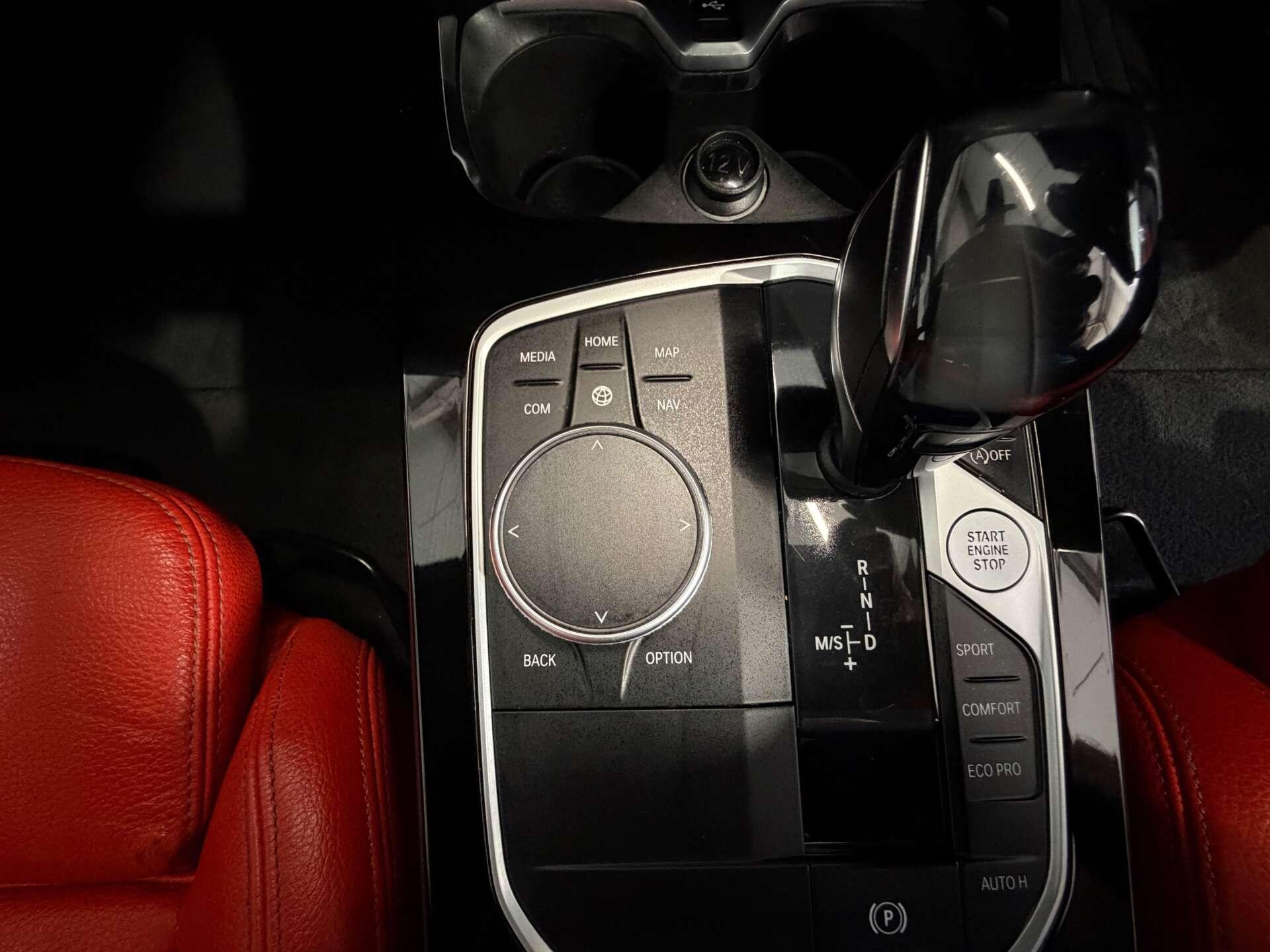 BMW 1 Series view 28