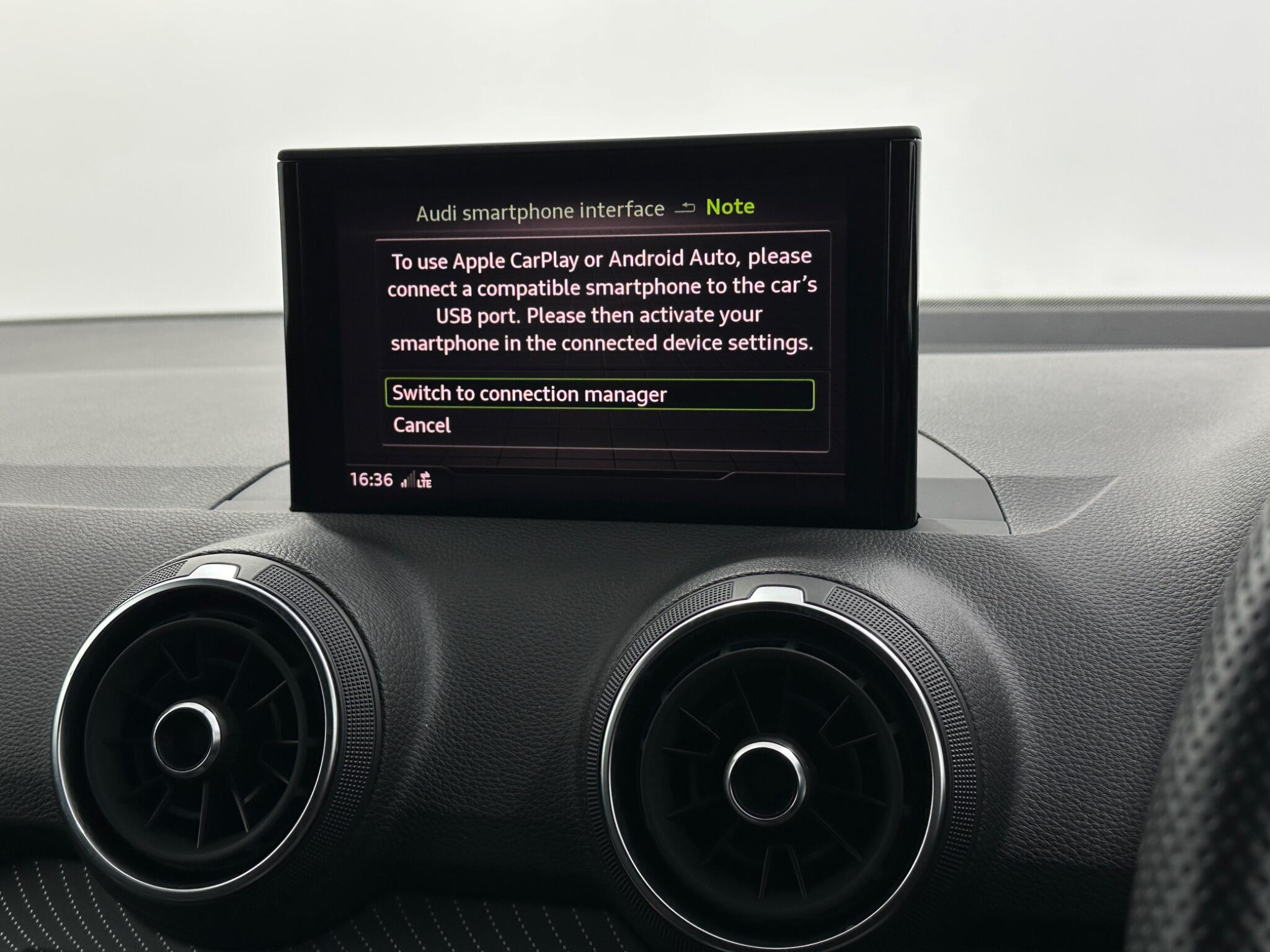Audi Q2 view 25