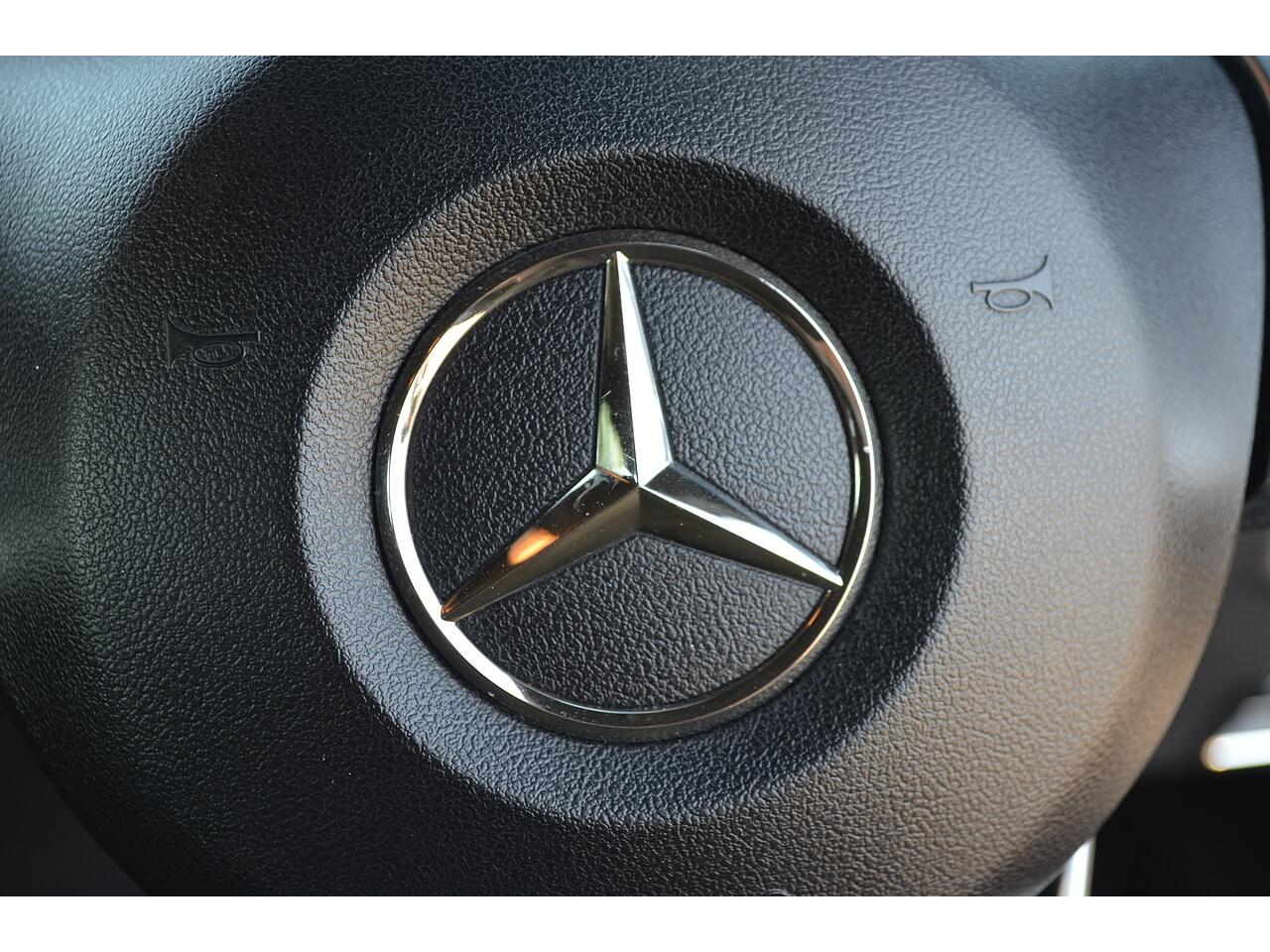 Mercedes-Benz Amg GT view 33