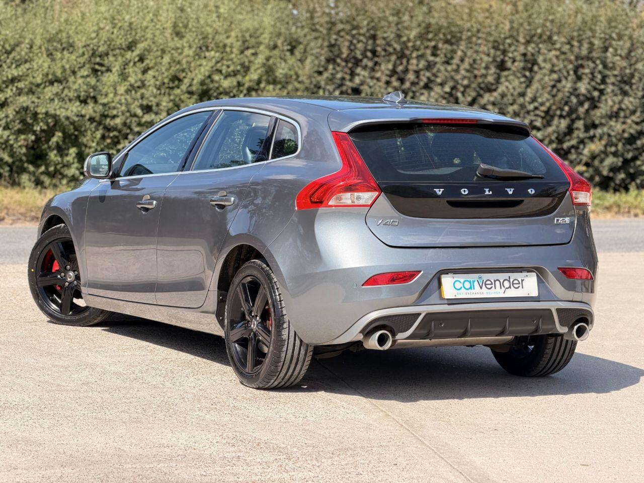 Volvo V40 view 7