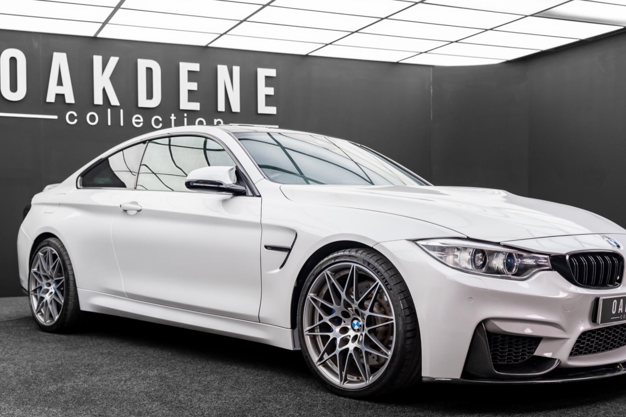 BMW M4 view 22
