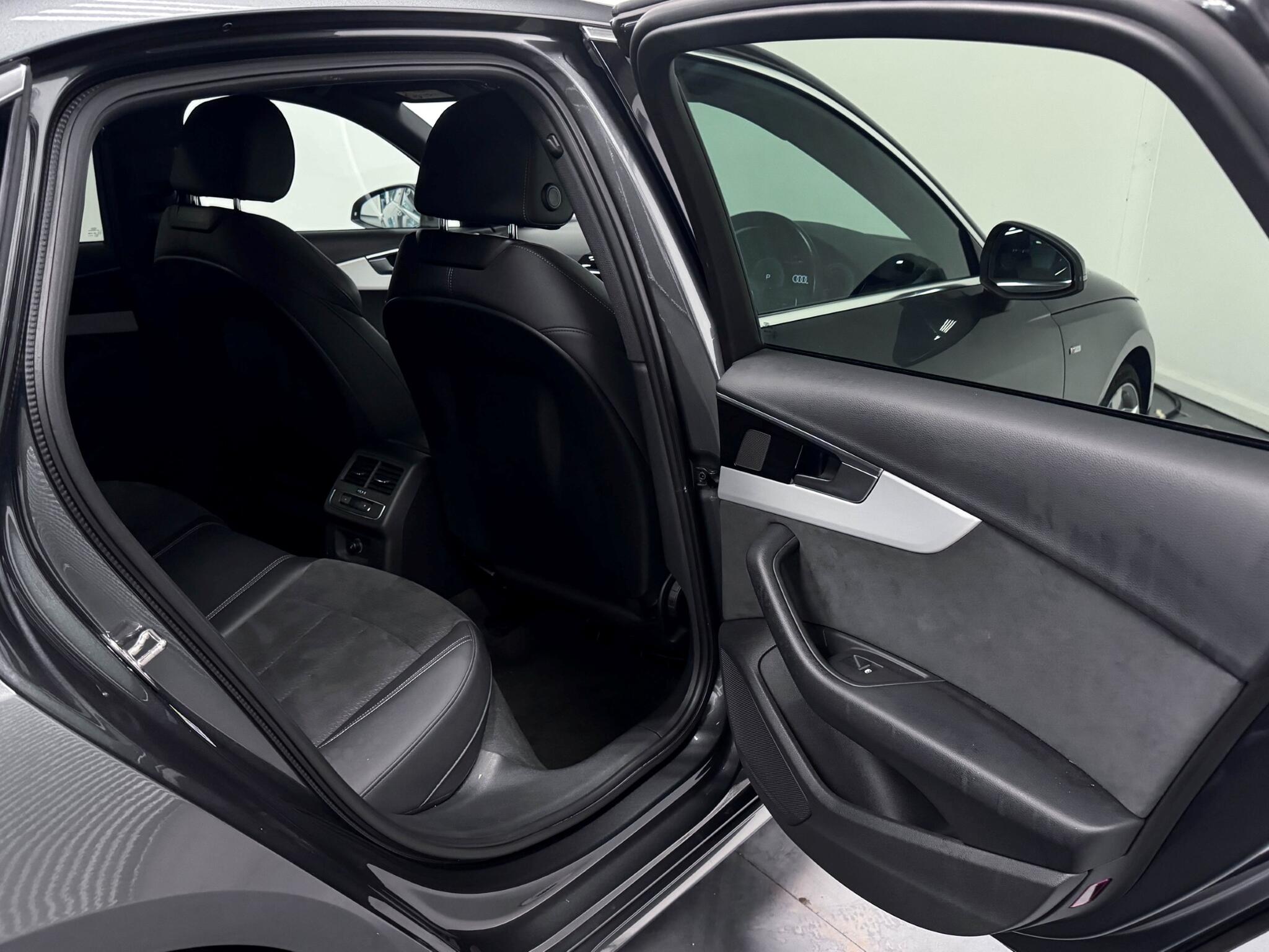 Audi A4 view 6