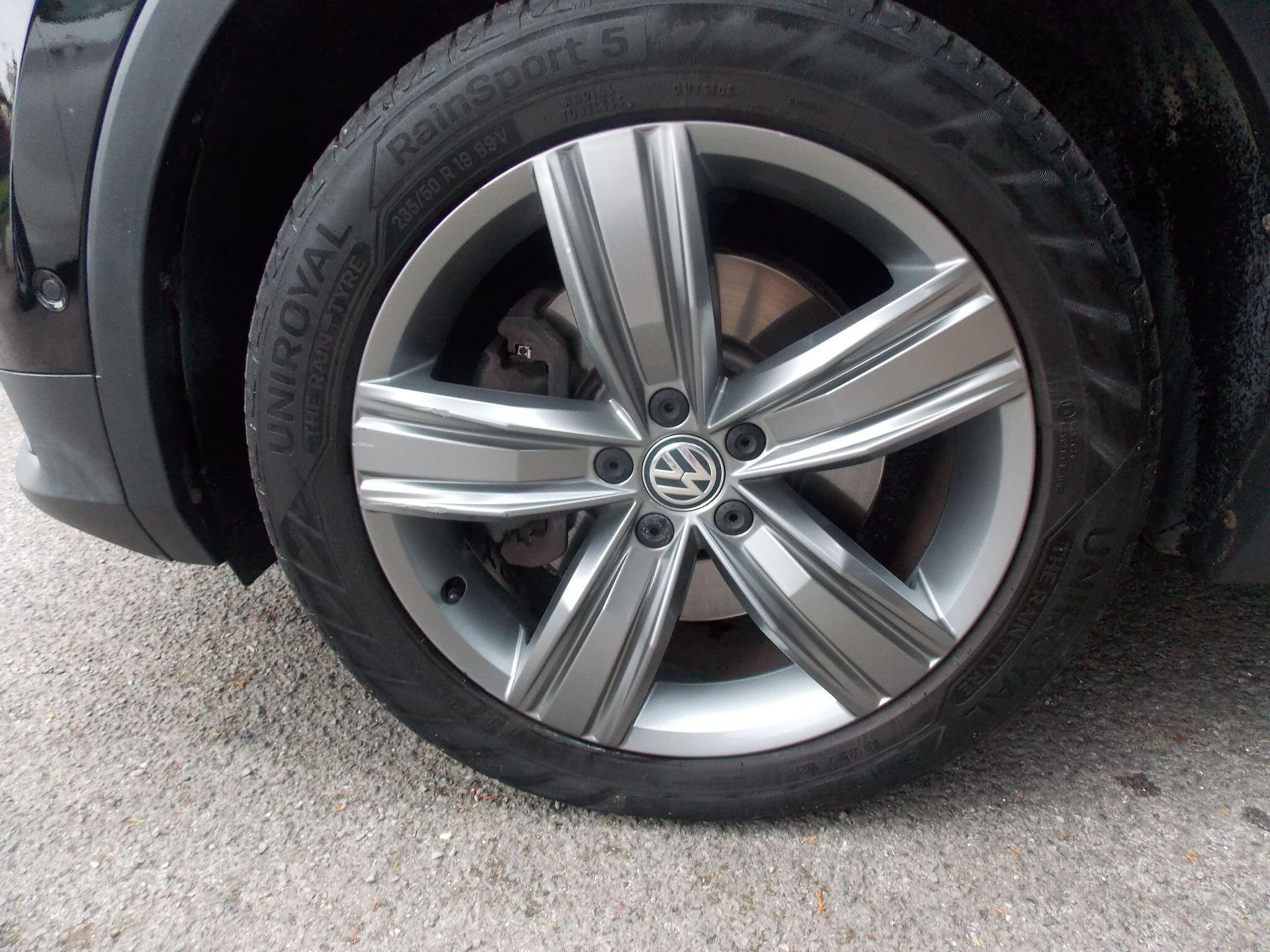 Volkswagen Tiguan view 79