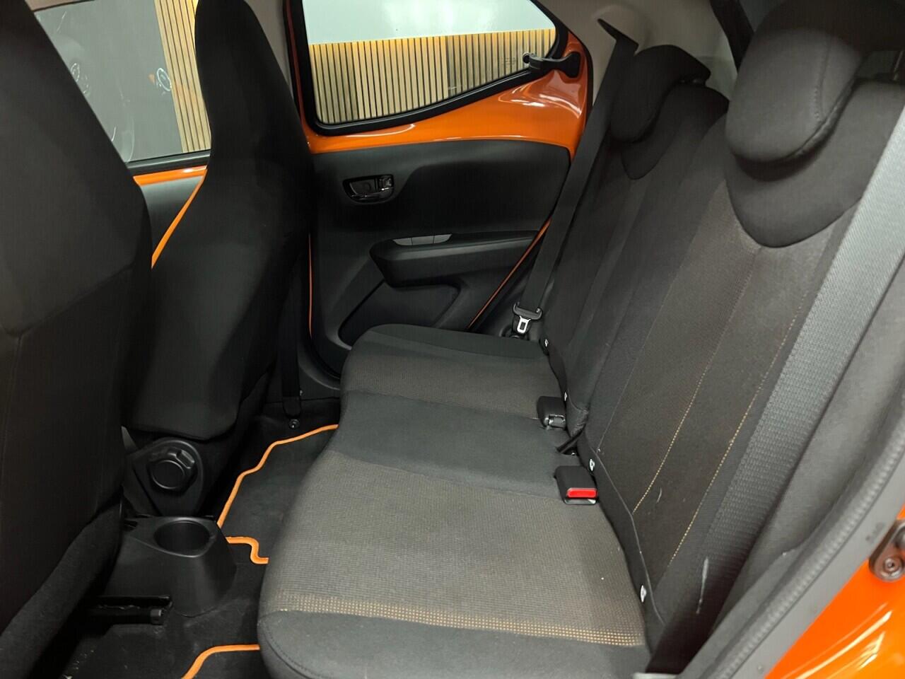 Toyota Aygo view 45