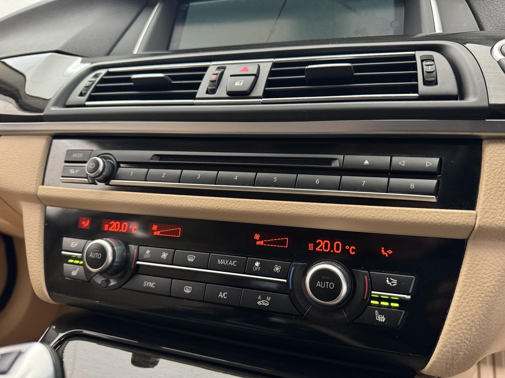 BMW 5 Series view 58