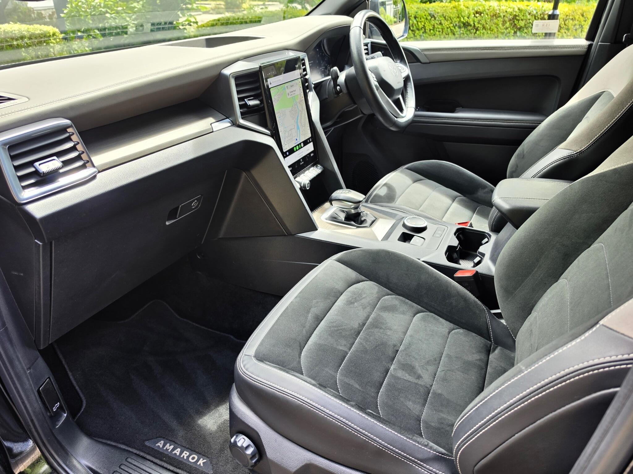Volkswagen Amarok view 8