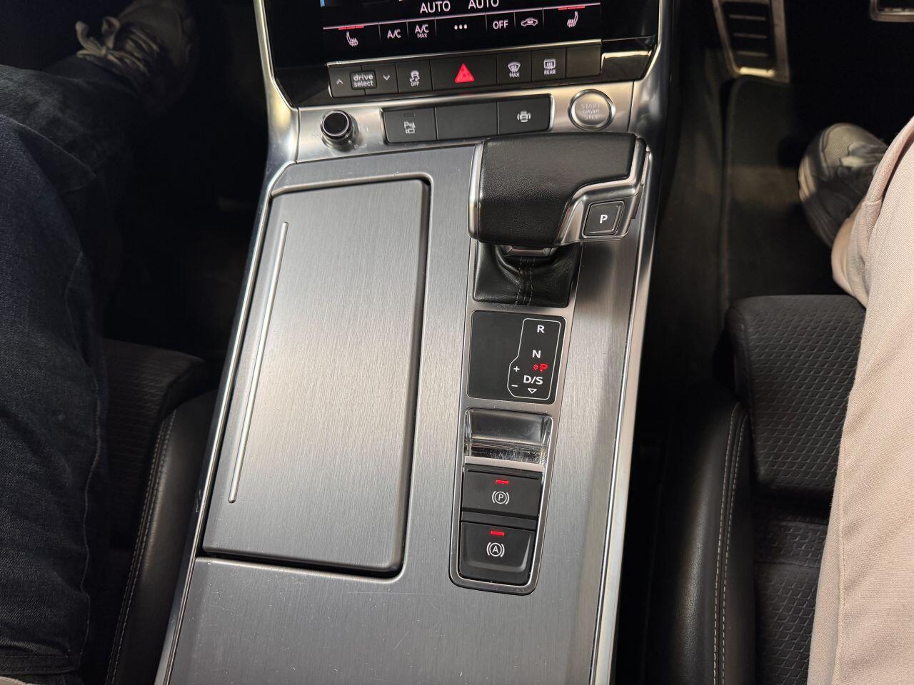 Audi A6 view 56