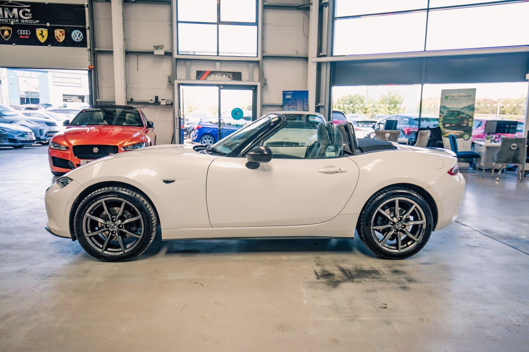 Mazda MX-5 view 25