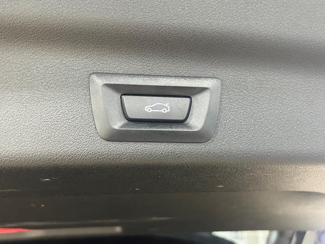 BMW X1 view 18