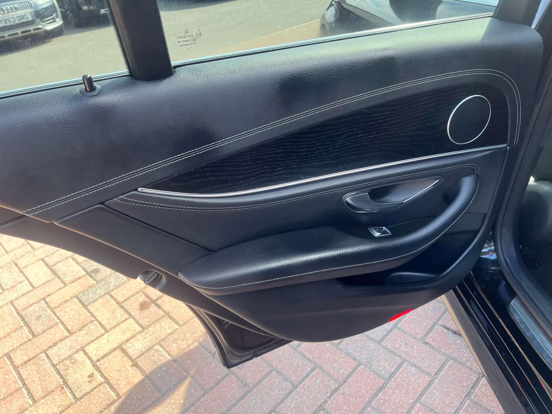 Mercedes-Benz E-Class view 46