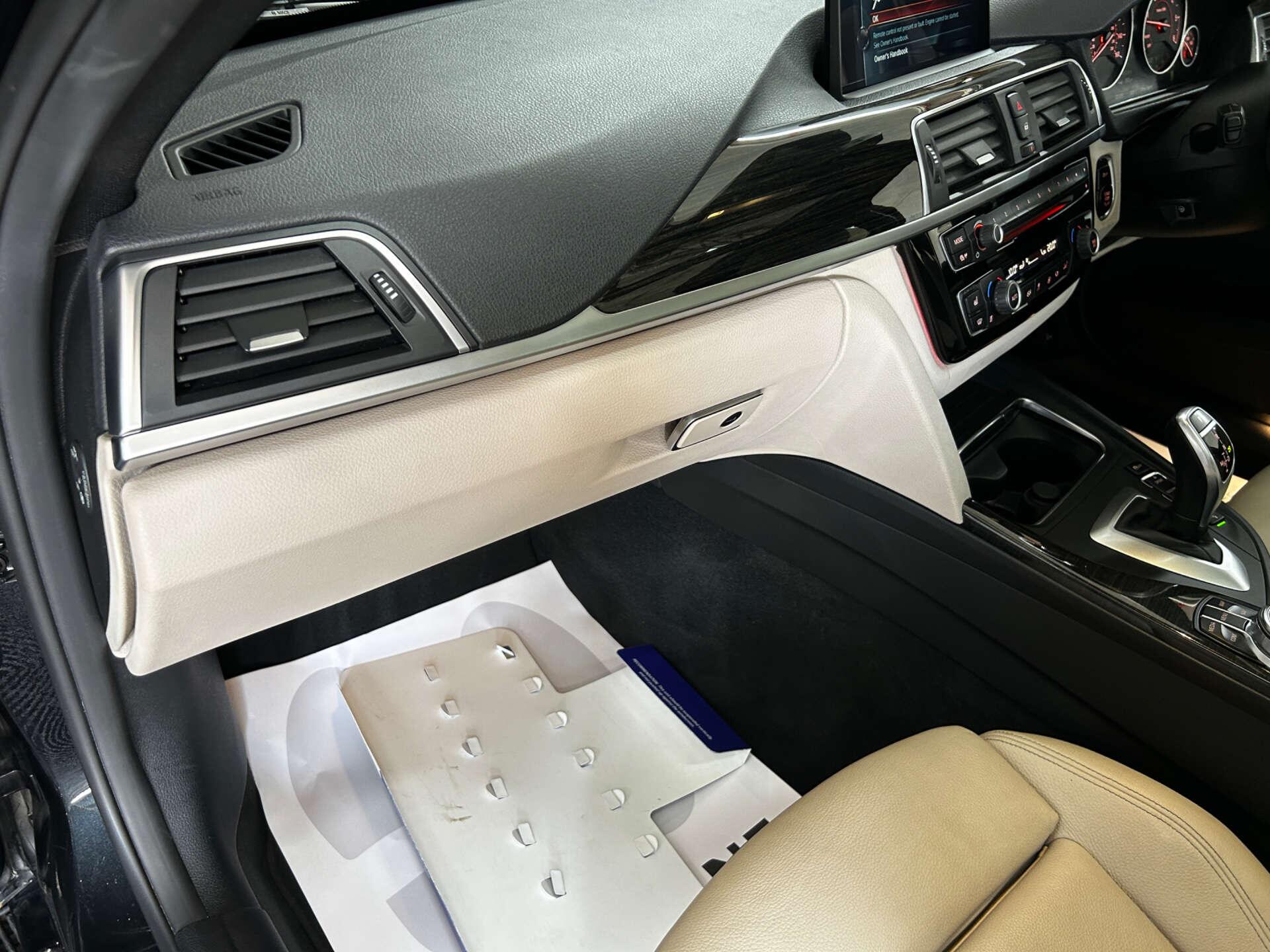 BMW 3 Series view 74