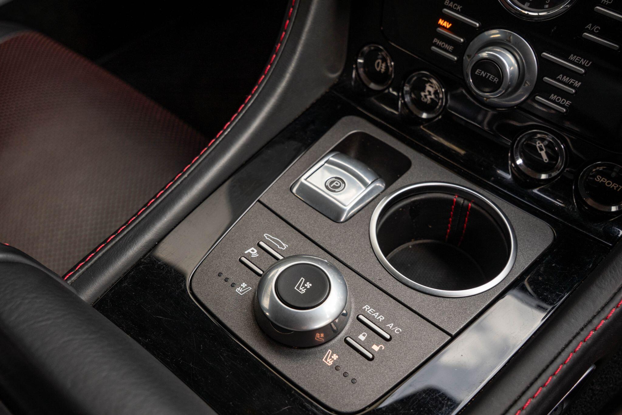Aston Martin Rapide view 23