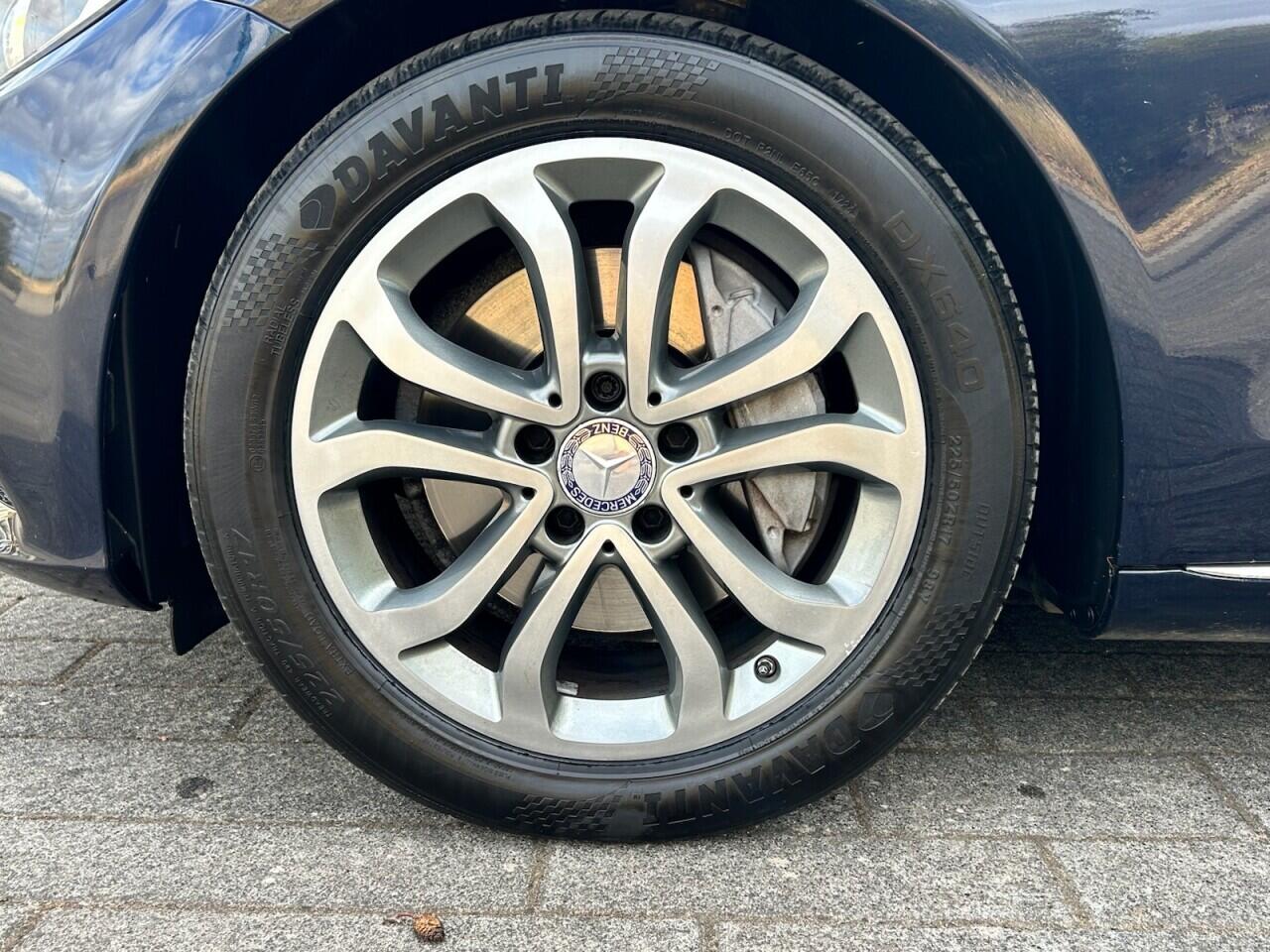 Mercedes-Benz C-Class view 45